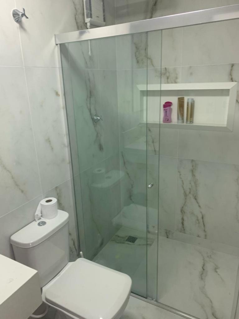 Apartamento Verdemar Confort Com 3 Quartos Ate 8 Pessoas Moderno E Funcional E Apenas Poucos Passos Da